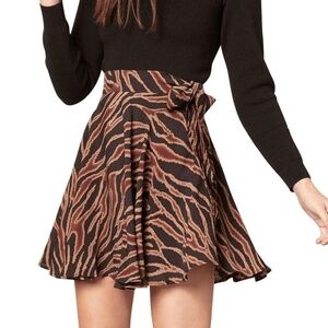 BB Dakota Swing of Things Skater Skirt Sz S
